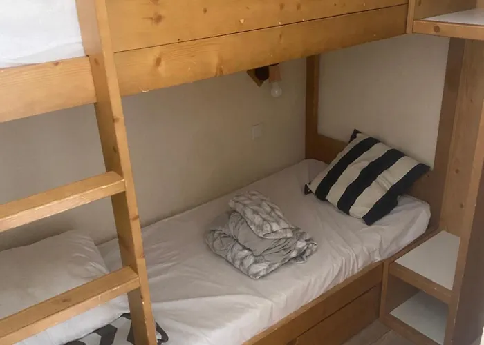 Cosy Centre Station דירה ואל טורנס