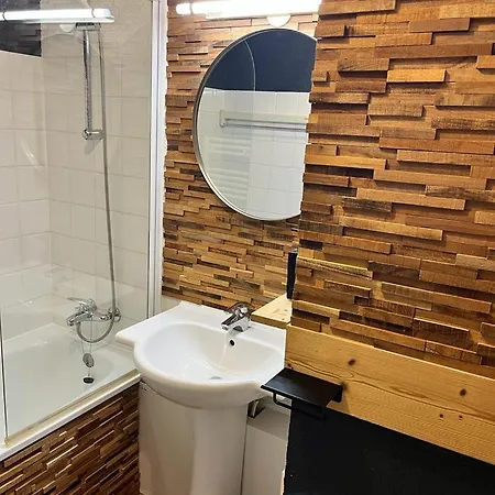 Cosy Centre Station Валь-Торанс